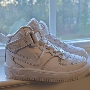 Nike Kids' White High-Top AIR FORCES